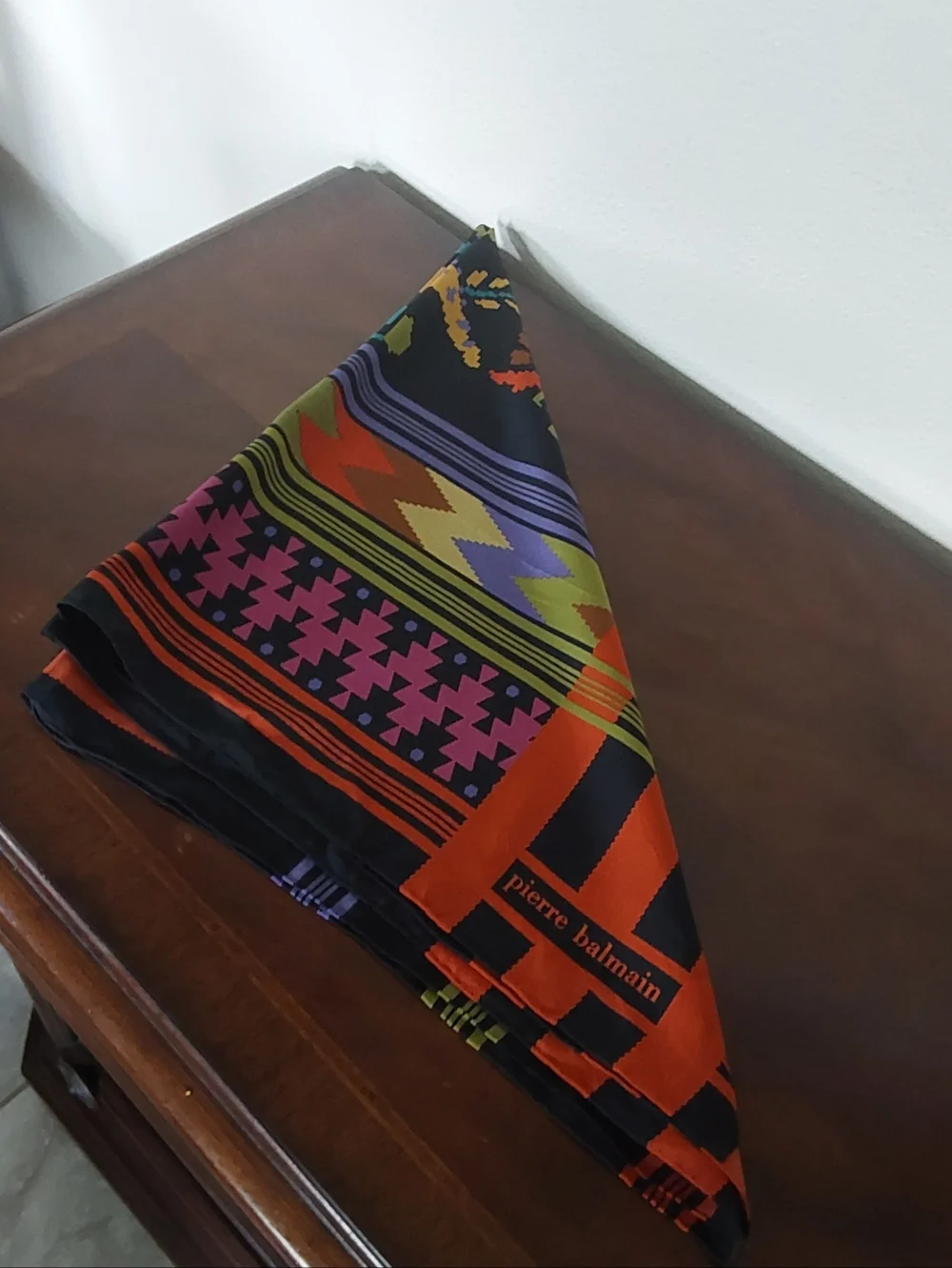 PIERRE BALMAIN VINTAGE GRAND‎ BIRDS SQUARE SILK SCARF Love Birds